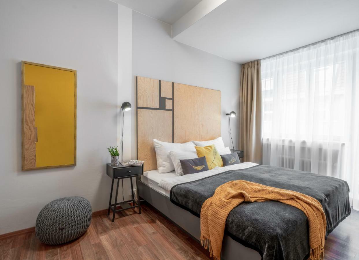 City Leaf Apartments Praga Esterno foto